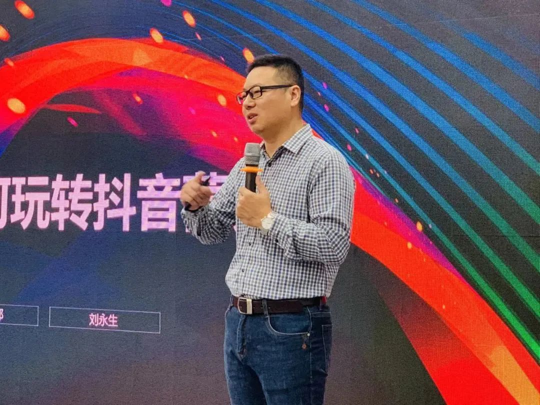 聚力·向上 | 2022強輝新品品鑒會暨區域培訓峰會臨沂站完美結束！(圖17)